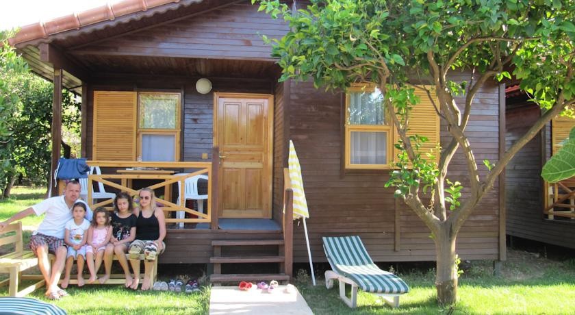 Baris Pension & Bungalows 