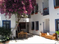 Dalyando Hotel & Apartments 