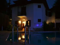 Oskay Hotel 