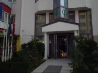 Piskin Hotel 