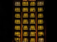 Liv Suit Hotel 