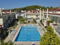 Ocean Beach Club 1 