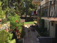 Poppy Apart Hotel 