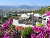 Sundial Hotel & Restaurant 