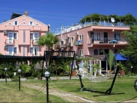 YГјcel Hotel 