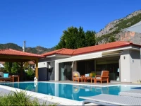 Villa Gaia by Villa Safiya 
