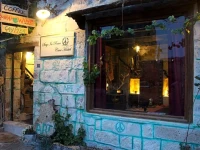 Stay In Peace Cave Hostel 
