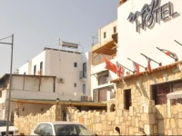 Maji Hotel 