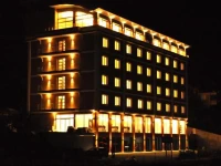 Amazon Aretias Hotel 