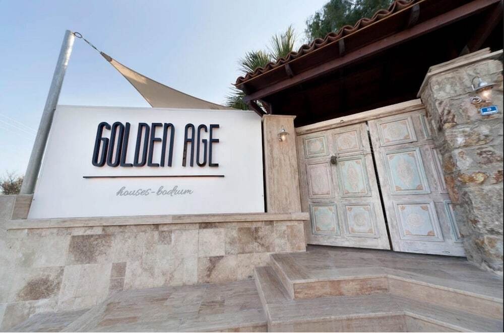 Golden Age Houses 