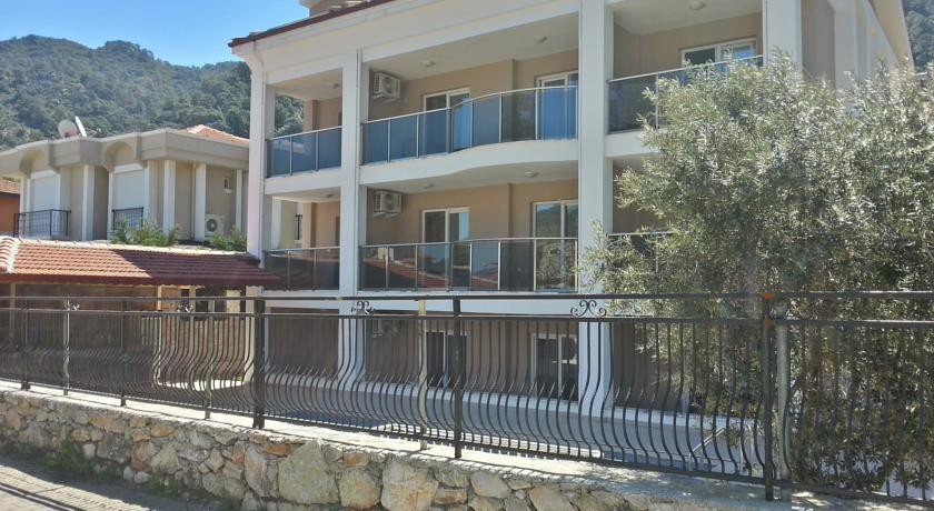 Kleopatra Apartment 