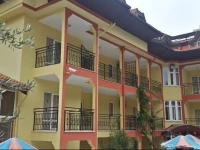 Mola Apartments 