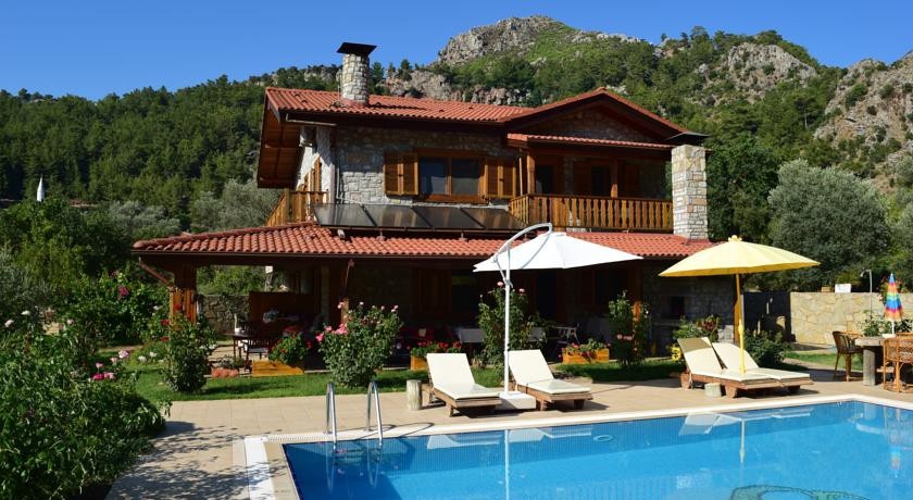 Villa Casa Feronia Stone House 