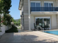Villa Hare & Villa RГјya 