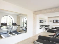 Oasis Club Apartments 