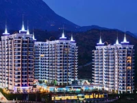Luxury Apartment in Azura Park Residence 
