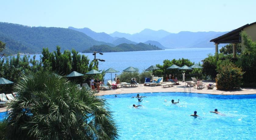 Club Nimara Beach Resort Hotel 