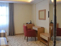 Apameia Hotel 