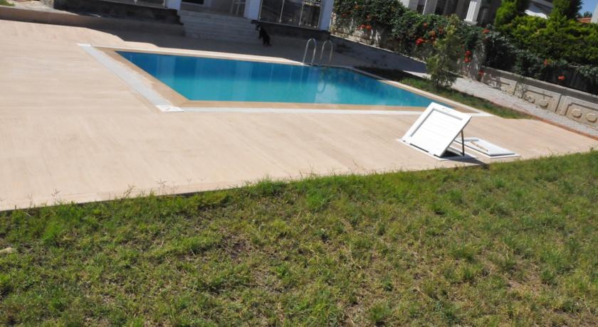 Villa Junior 