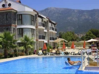 Golden Life Heights Deluxe Suite 4*