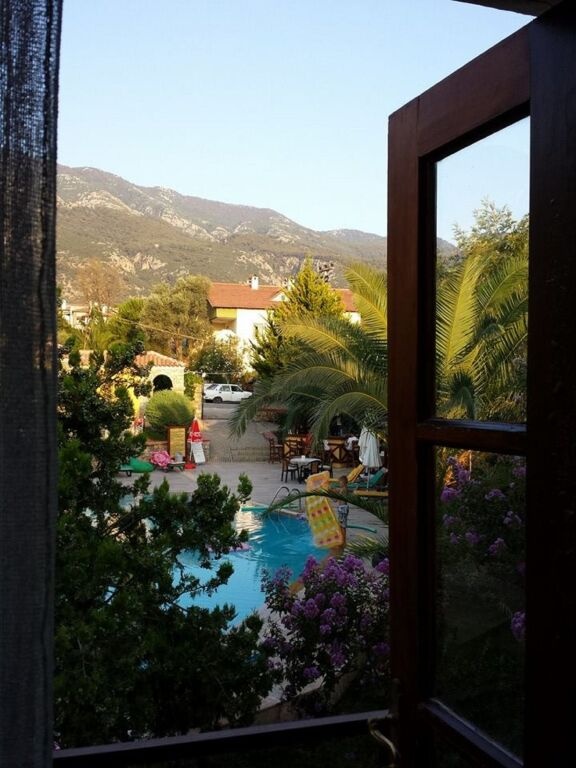 Gondol Apartments 