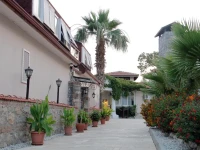 Nicholas Park Hotel 4*