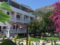 Keramos Hotel 