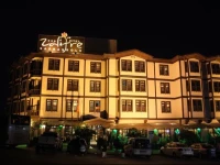 Zalifre Hotel 