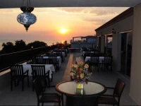 Beachway Hotel 