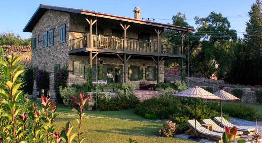 Seki Cottages 