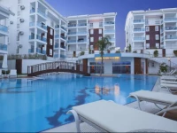 Side Aquamare Residence 