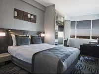 Akoni Hotel 