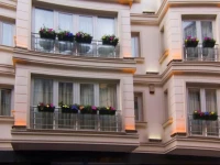 Aprilis Hotel 4*