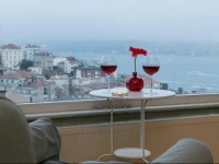 Bosphorus Flat 