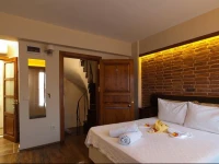 Cirrus Blue Suites 