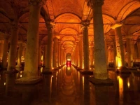 Divan Palace 