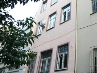 Finch Apartments 