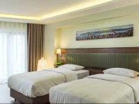 Numi Hotel 