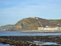 Seacroft Holiday Home 