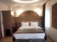 Pera Line Hotel 