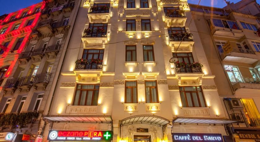 Pera Parma Hotel 