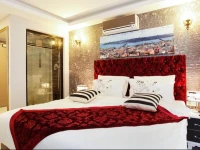 Taksim Doorway Suites 