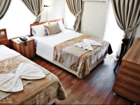 Taksim Palace Hotel 