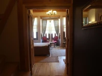 Tom Square Boutique Hotel 