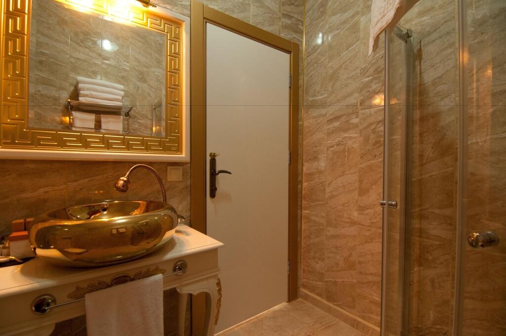 Vali Konak Hotel 3*