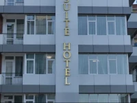Doa SuiМ‡te Hotel 