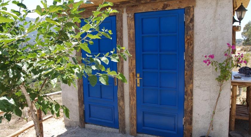 Eco Farm Hotel 