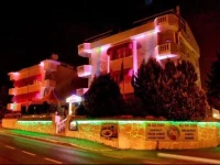 Rainbow 48 Apart Hotel 