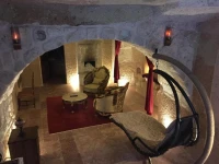 Oread Cave Suites 