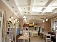 Velure Hotel and Restaurant / Велюр 